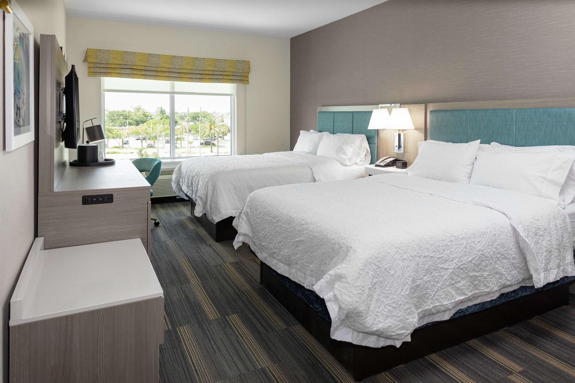 Hampton Inn Dunedin, Fl Kültér fotó
